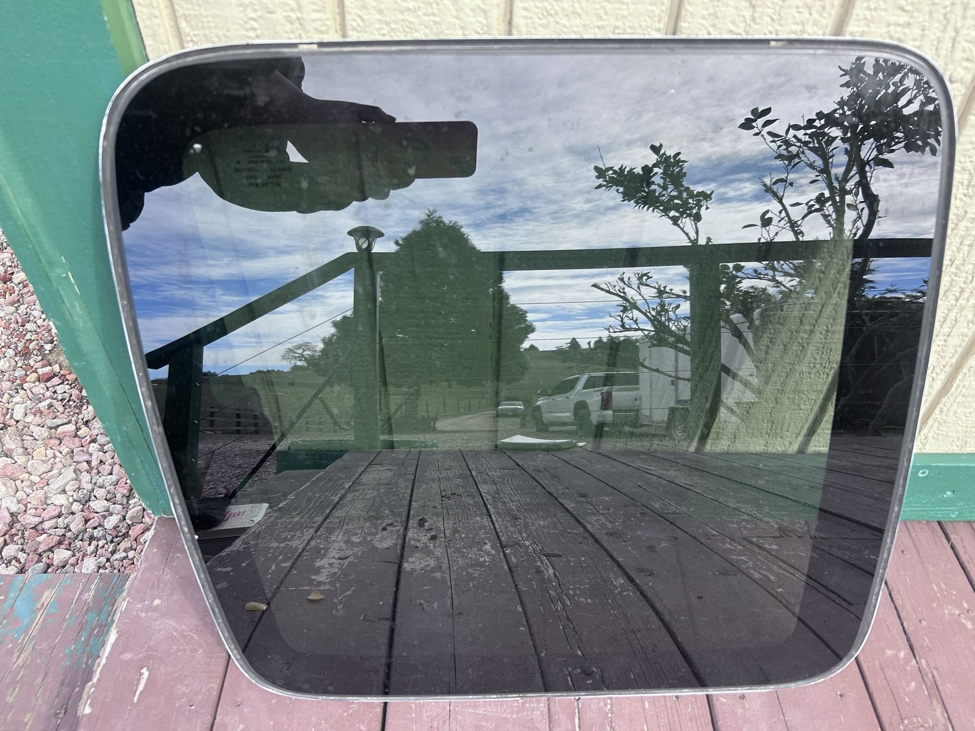 2003Sierra 1500 Passenger Right Rear Side Window Door Glass Back