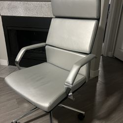 Luxury Office Chair 