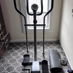 Sunny Elliptical Machine. Maquina Eliptica Para Is Ejercicios.