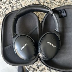 Bose Quietcomfort Headphones 