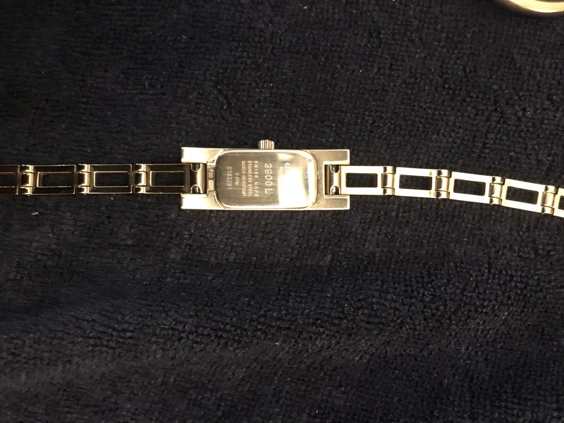 Vintage Gucci Ladies Womens Wrist Watch 