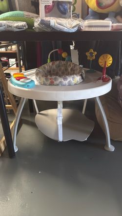 Baby I can’t activity center chair