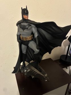 DC DIRECT BATMAN LIMITED EDITION STATUE