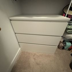 Drawer Dresser