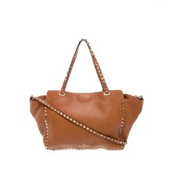 Valentino Garavani Pebbled Calfskin Medium Rockstud Tote Light Cuir