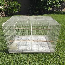 Cage Divided In The Middle