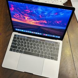 MacBook Pro Touchbar laptop 