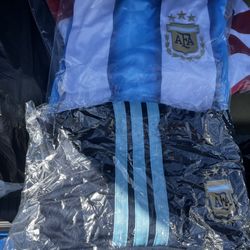 Argentina Jersey/shorts Large