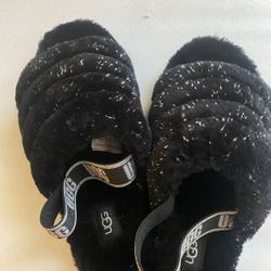Brand New Uggs Kids 4