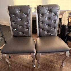 Set of 2 chairs 