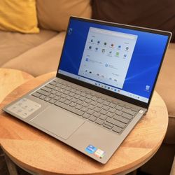 Dell Inspiron 5410 laptop 14” FHD, i7-11390H, 512GB SSD, 16GB RAM 