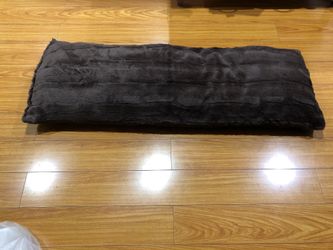 Bed pillow