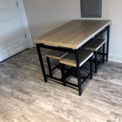 Compact 5pc Dining Room Table Set