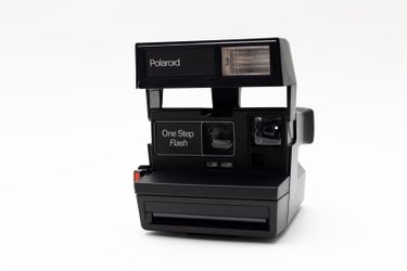 Polaroid OneStep Flash 600 Instant Film Camera!