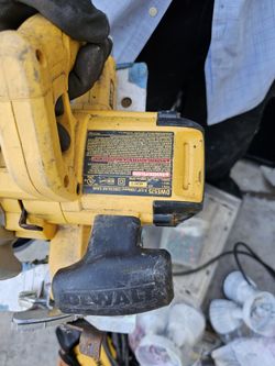 Dewalt Saw