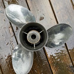 Suzuki Outboard Props 