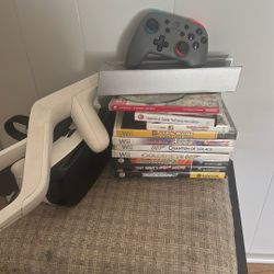 Mix Of Nintendo Items 