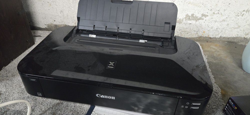 3 Piece Cricutt Scanner/Printer, Label Maker, Cannon Scan Printer 475$ OBO Serious Buyer Only