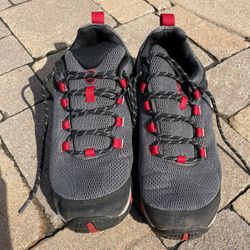 Men’s Merrrell (size 10) Hiking Shoe