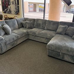 Gray Pull out Sectional With Storage ( comes in brown, beige, black, dark gray) 