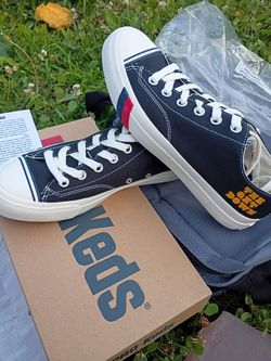 Pro-Keds Mens shoes sizes 71/2 and 9