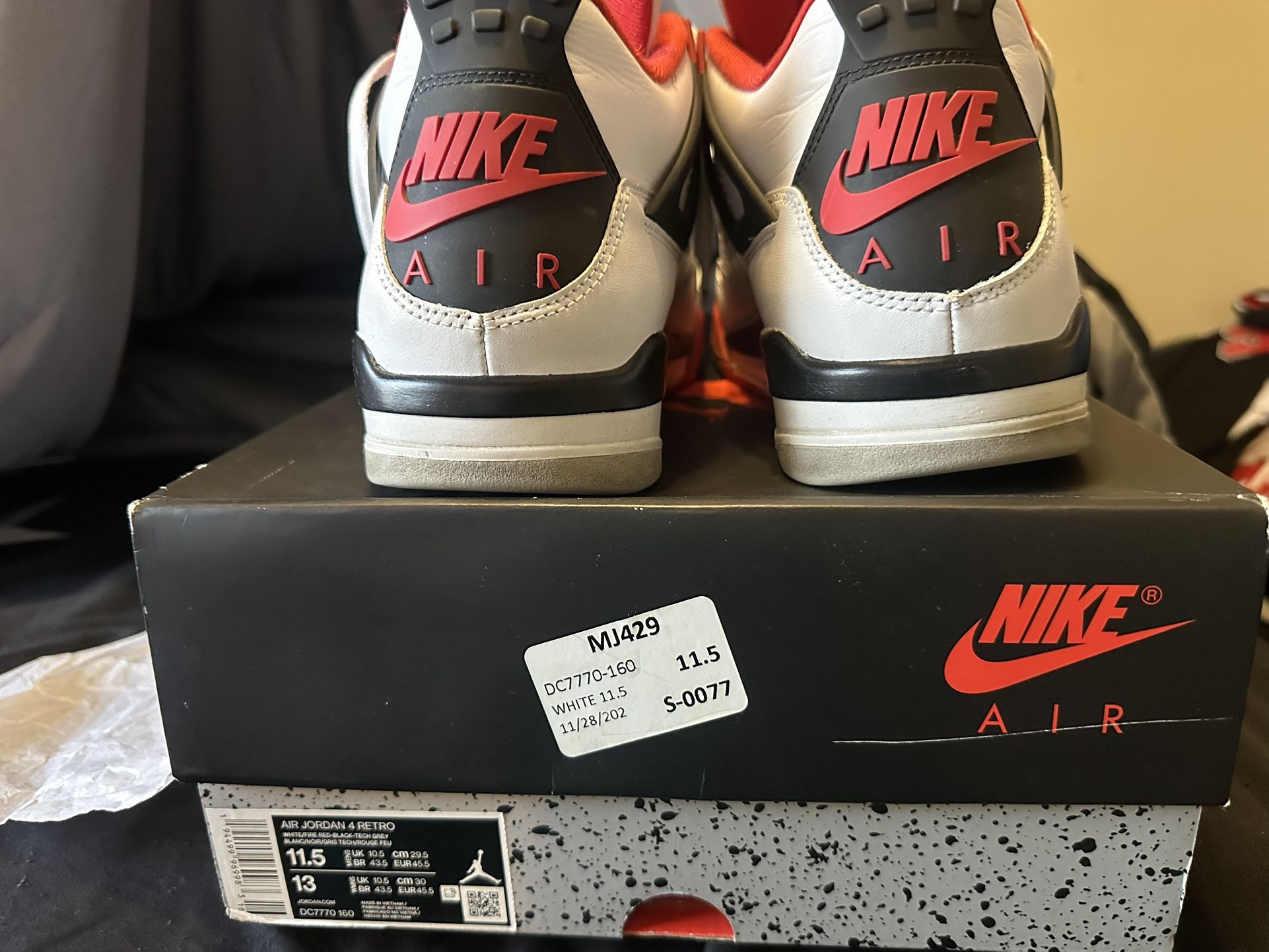 Air Jordan 4 “Fire Red” Sz 11.5