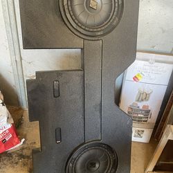 Subwoofers 12” Kicker 