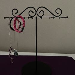Necklace/Jewelry Holder 