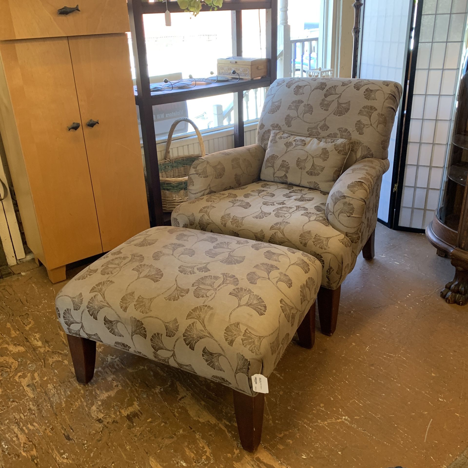 Ethan Allen Accent Chair w/ Ottoman