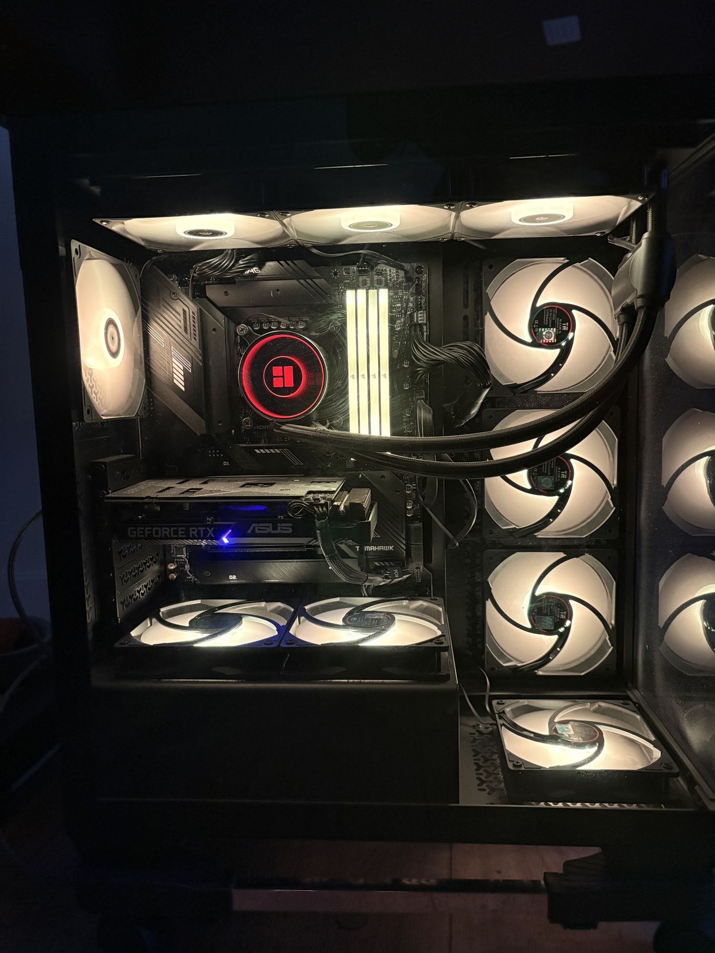 Full-Tower i7-13700K PC with RTX 3060 12 GB & Dual 2K 165 Hz ASUS Displays