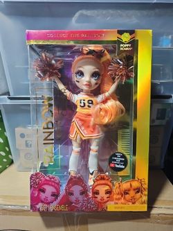 RAINBOW HIGH DOLL