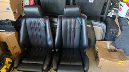 E30 sport seats.