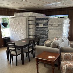 Queen size 9 to 10 inch quilted mattresses for only $200