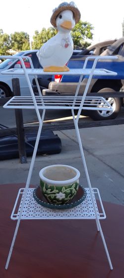 2 Iron Garden plant holders