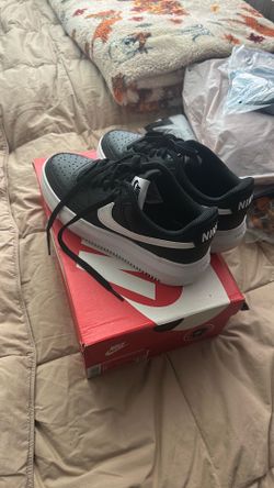 Women Nike Court Vision ALTA LTR SIZE 8