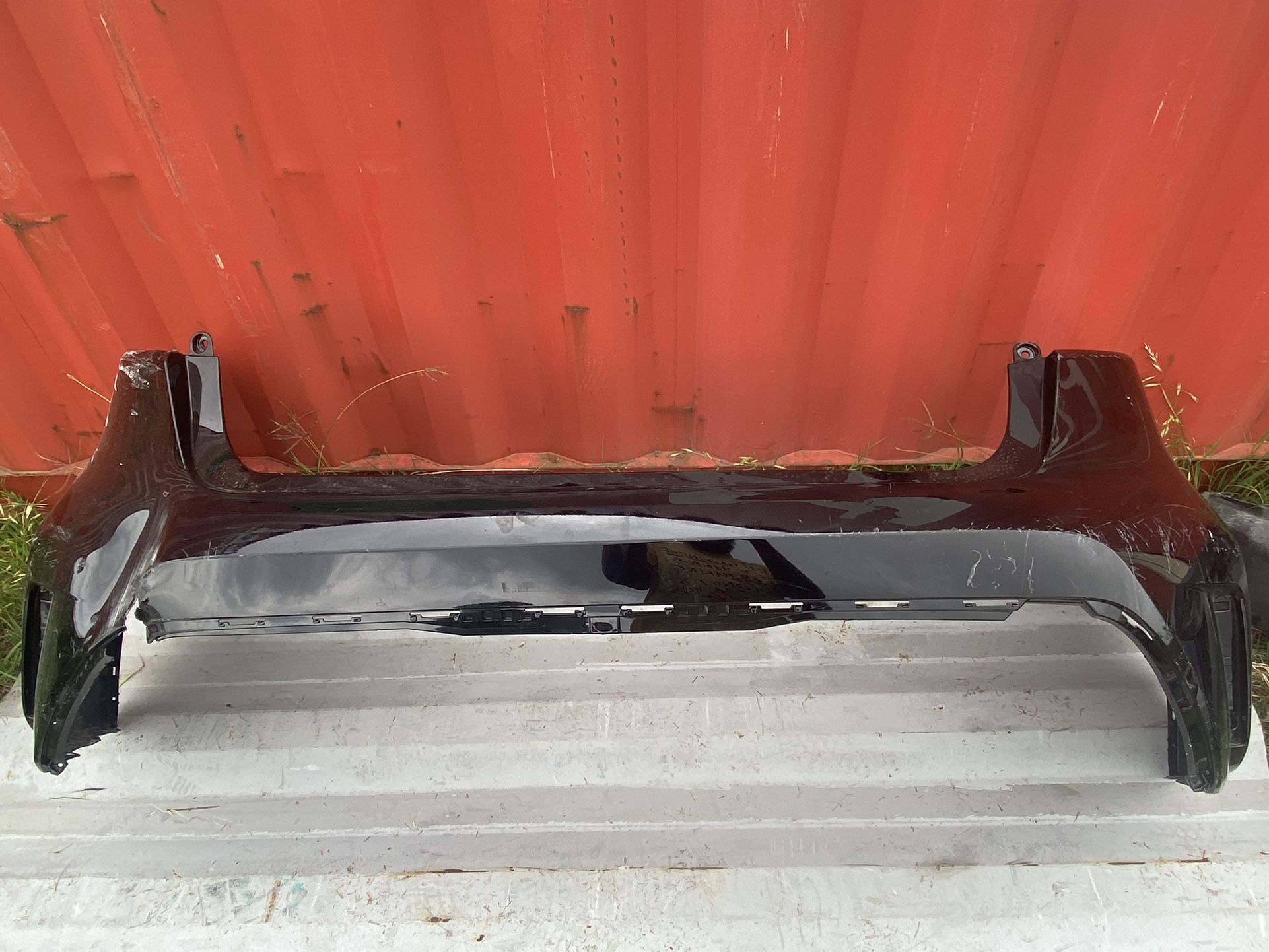 2019-2024 Black Toyota Corolla Rear Bumper 52159-02e20 OEM KTN24