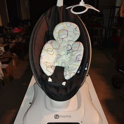 4moms MamaRoo Multi-Motion Baby Swing