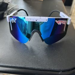 Polarized Sunglasses For Outdoor Activities ! (great For Baseball Players, Cycling, Golf…etc… )