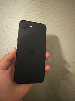 iPhone 16e 128gb brand new  🔋92