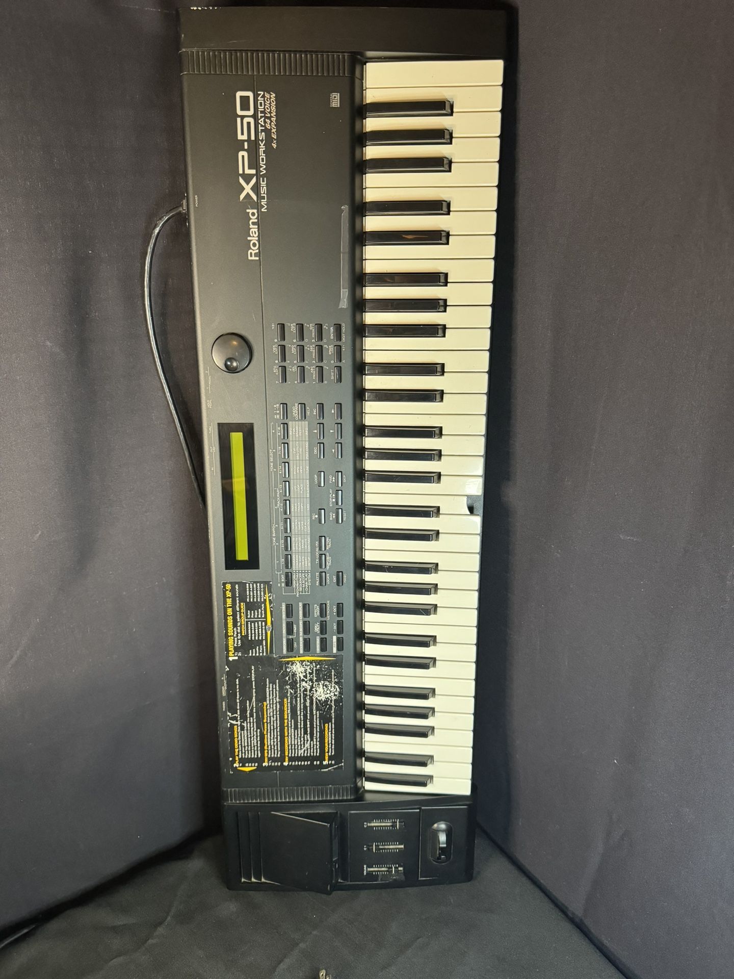 Roland XP-50 Synthesizer Black keyboard 