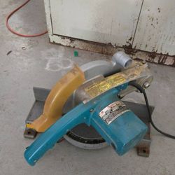 Makita Saw