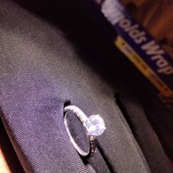 18 Karat White Gold Bony Levy 