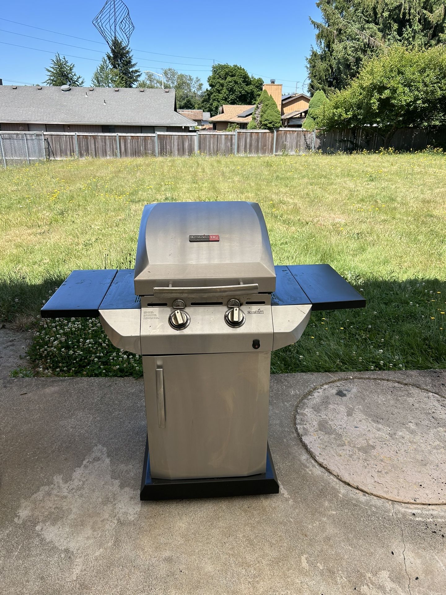 Char-broil Propane Barbecue