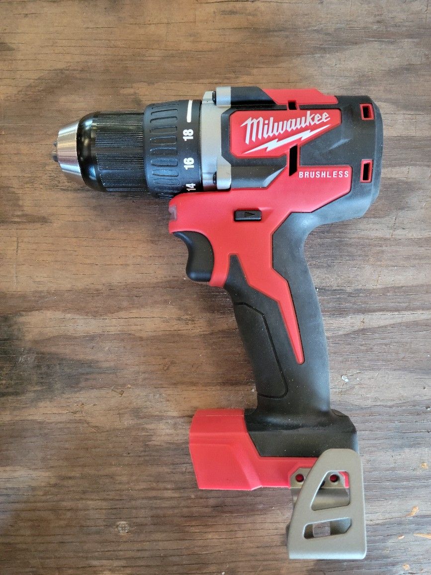 Milwaukee M18 Brushless 1/2 Drill Driver
