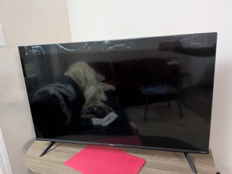 HiSense Tv - 43 Inches