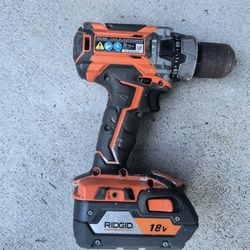 Ridgid Drill With Battery 