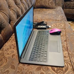 Laptop HP-15-255 G7-AMD-A6-8GB Ram-128gb HD SSD Solid- G-ood For Studen-ts.