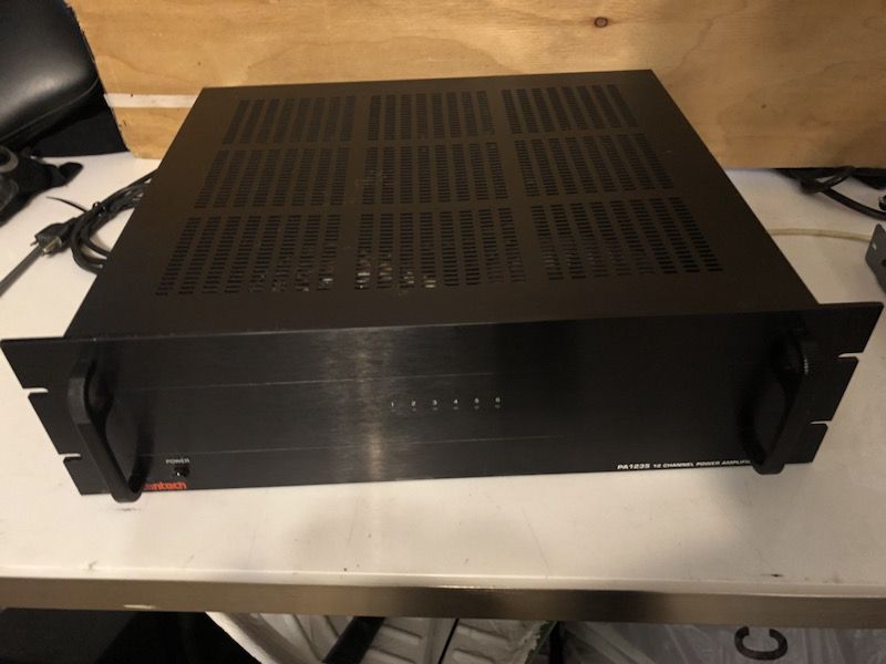 Xantech PA1235 Amplifier