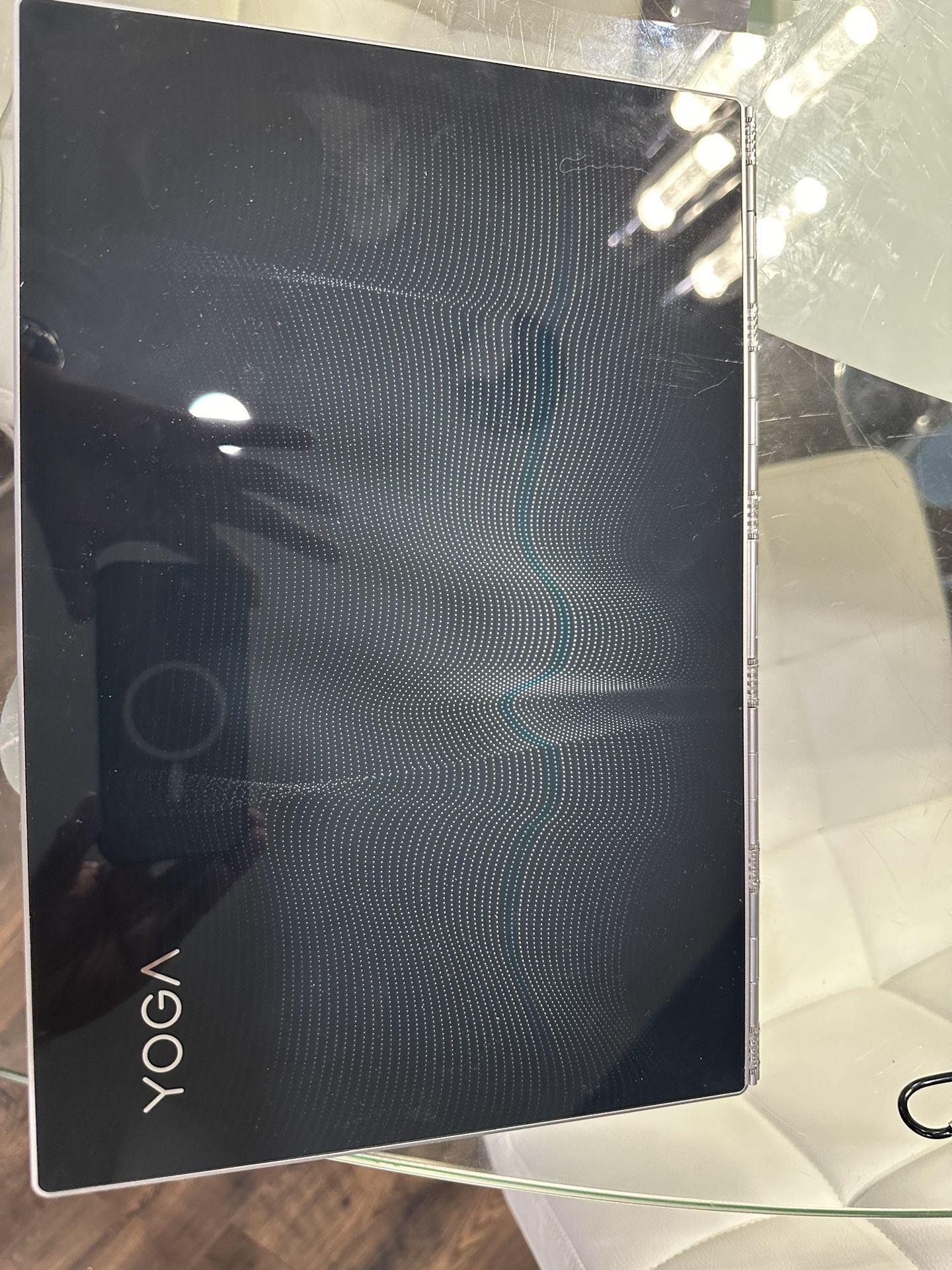 Lenovo yoga Core  I7, 1tb, 16gb Ram Touch Screen