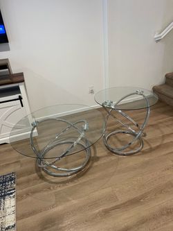 2 Set Glass tables